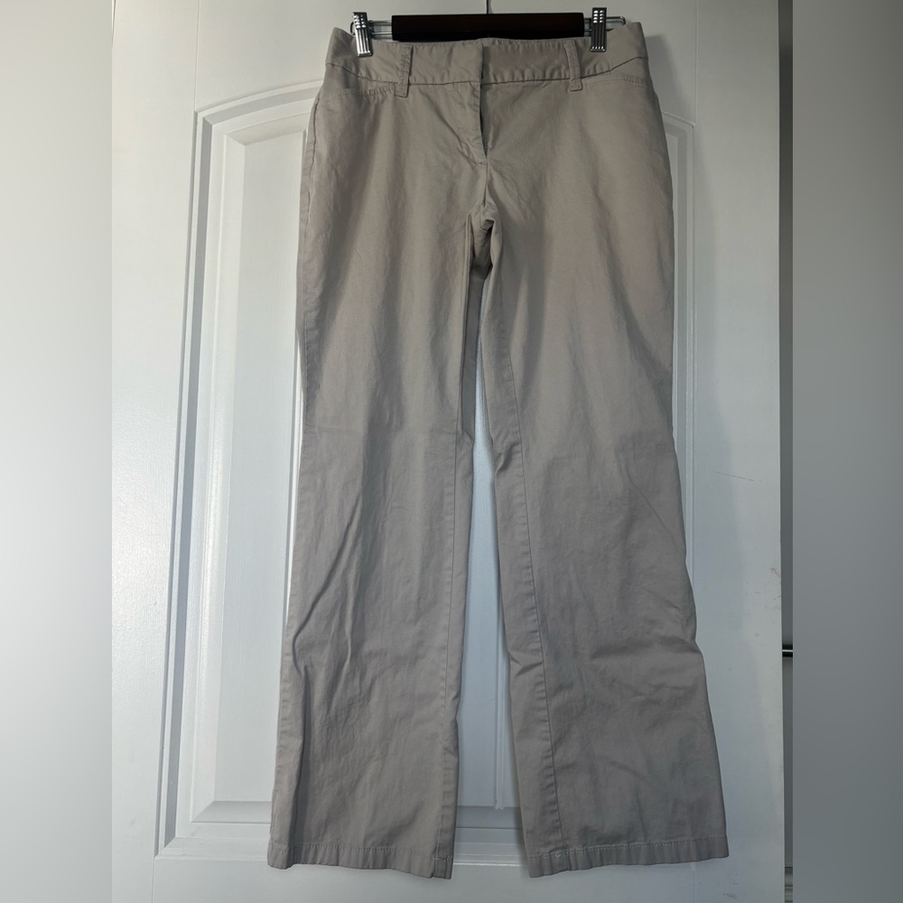 Ann Taylor Light Beige Curvy Pants Size 4P
